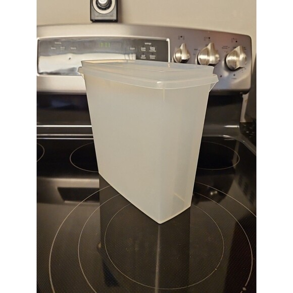 Tupperware #469-14 Rectangular Cereal Dry Goods Storage Container NO Lid - Picture 1 of 6